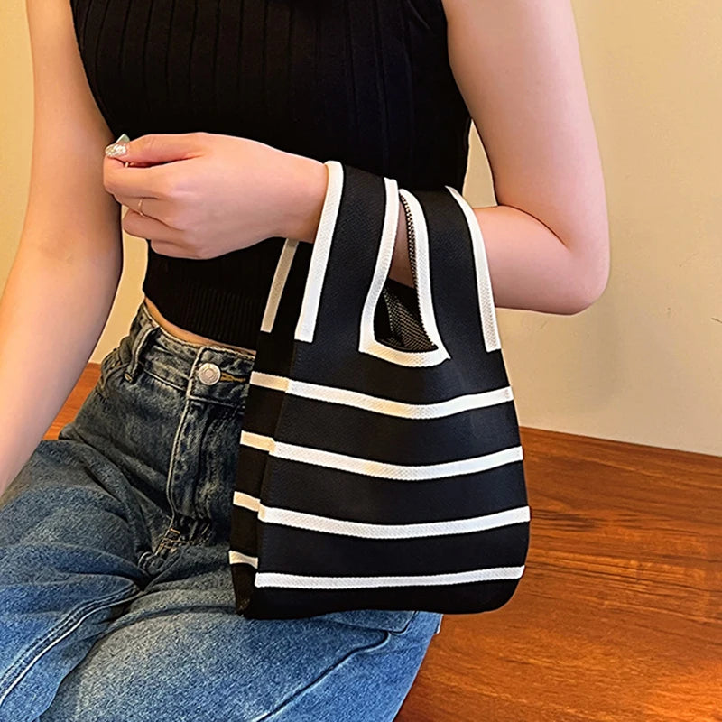 1×Handmade Knit Handbag Women Mini Knot Wrist Bag Fashion Casual Color Wide Stripe Plaid Tote Bag Student Reusable Shopping Bags