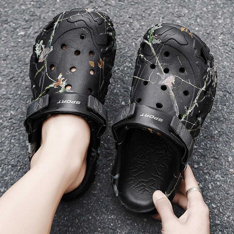 36-47 Summer Couples Sandals Men Outdoor Garden Clogs Hole Male Casual Shoes Fashion Water Shoes Comfort Home Soft Slippers